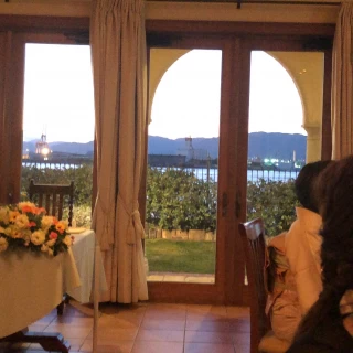 披露宴会場から見える海