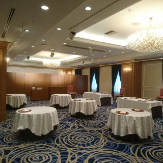 披露宴会場(小会場)の全体です。