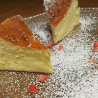 バスクチーズケーキがこちらの名物だそうです