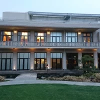歴史のある建物がモダンで素敵です