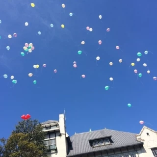 広大な敷地でのバルーンリリースはよかったです。