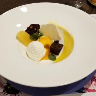 試食のデザート