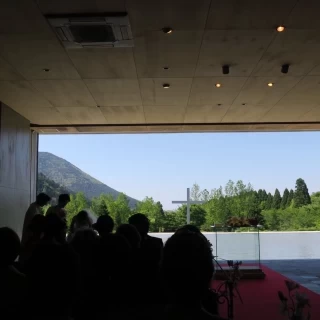 山と緑が素敵な挙式会場