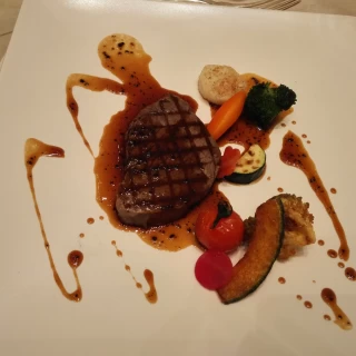 国産牛ヒレ肉は柔らかかった