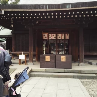 本殿はとても立派な印象を受けました。