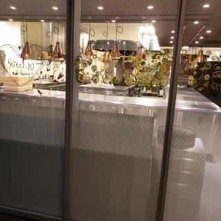 披露宴会場横にオープンキッチンがあります。