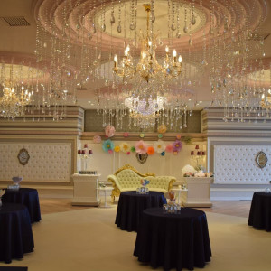 披露宴会場は開放感があり、飾りなどは自由にできました。|554485さんのホテル舞浜ユーラシアの写真(952792)