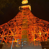 会場を出た瞬間見える東京タワー