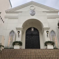 挙式後は目の前でシャボン玉を飛ばしてくれます。