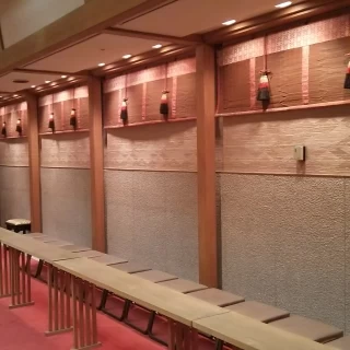 真ん中に御霊があるため全体写真撮れず豪華です