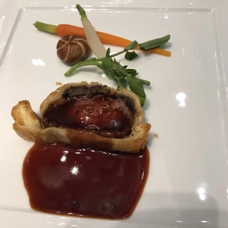 お肉料理