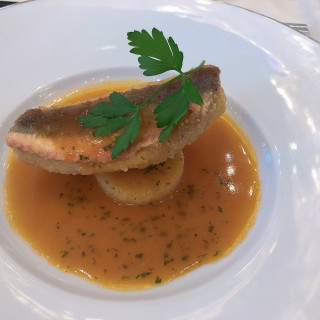 お魚の下には山芋がありました。