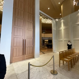 新郎新婦の入場扉