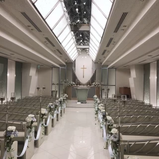 白を基調としたチャペル