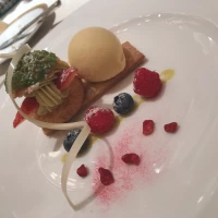 バニラアイスとシュークリーム
