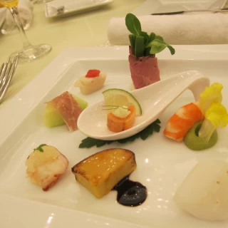 前菜。一口サイズだから新郎新婦も忙しい中食べやすい！