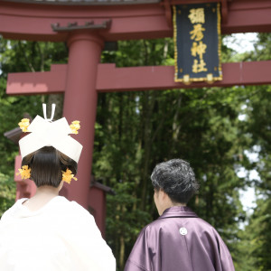 この鳥居から花嫁行列を開始しました|555434さんの彌彦神社の写真(963863)