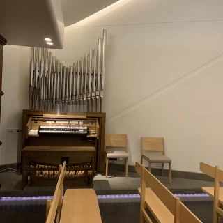 生演奏もあります