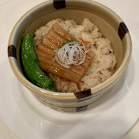 煮穴子の蒸籠蒸しご飯