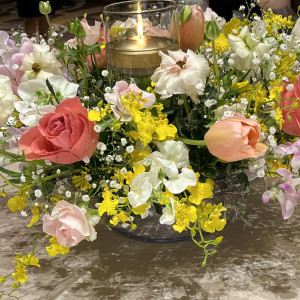 テーブルの装花はピンクを基調としていました|555764さんのANAインターコンチネンタルホテル東京の写真(1921440)