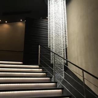 チャペルへ続く階段です。