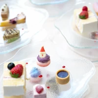 ★ウェディングケーキ
可愛いデザートと一緒に配られました♡