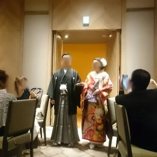 和装も合う会場