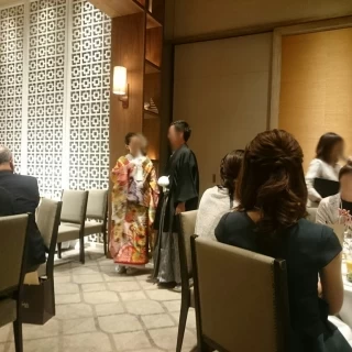 茶色やベージュ、白を基調としていました