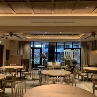 披露宴会場から外の景色が見えます