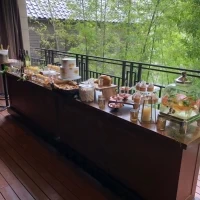 ブライダルフェアでのケーキビュッフェ演出