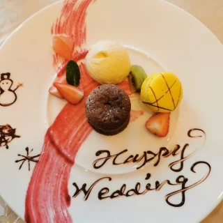 見た目も華やかなデザートです!