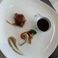 試食用に小さめですがフォアグラの茶碗蒸しがとてもおいしかった