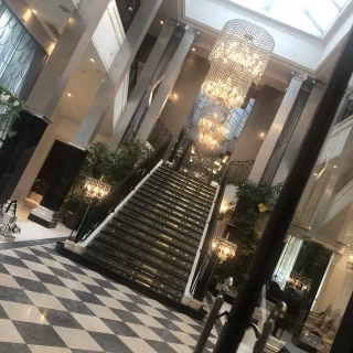 登場できる階段