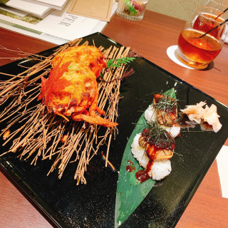伊勢エビの料理とフォアグラ寿司を戴きました。