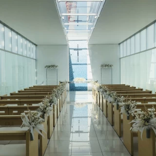 アクアホールのチャペルです