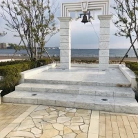挙式後に出られるテラス？です