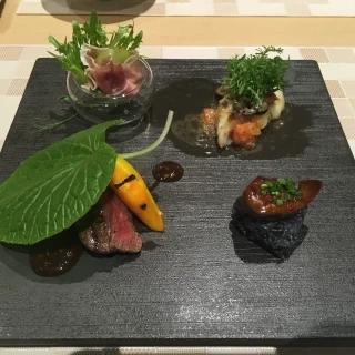 試食会の料理