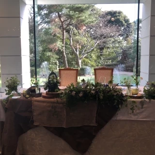 後ろがガーデンになっている。