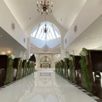 派手すぎず、地味すぎないチャペルです。