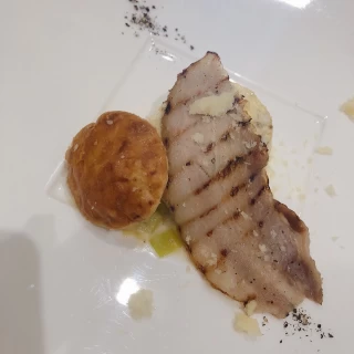 コース料理の肉料理