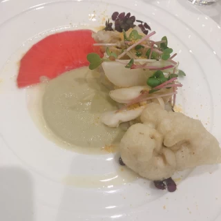 披露宴中のコース料理