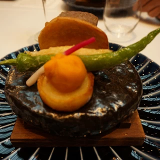 メイン