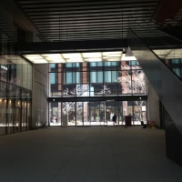 式場の上の地上階。広々しています。