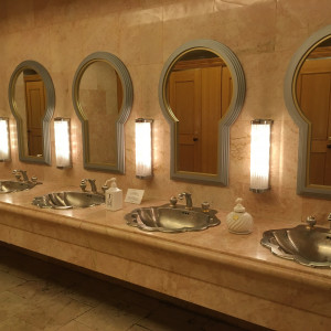 2階のお手洗いはとにかくすごい。|557667さんのホテル ザ・マンハッタンの写真(981719)