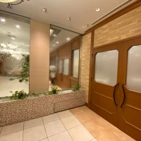 レガーロ　入口付近にウォーターウォール