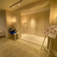 シエロ　入口