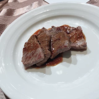 メイン