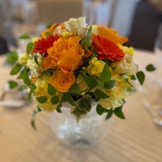 花の色や雰囲気を伝え作っていただきました