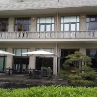 披露宴会場外観、レストラン併設