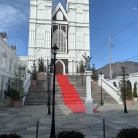 挙式後の大胆な演出ができます。